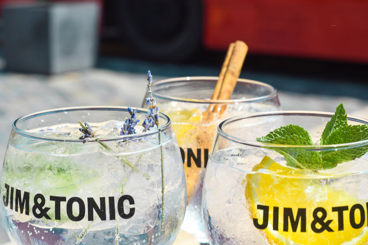 Jim and Tonic perfect serves