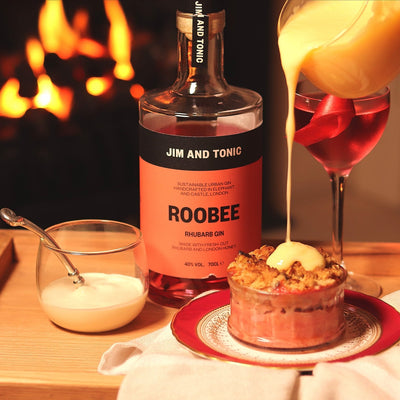 Homemade Rhubarb Gin Crumble