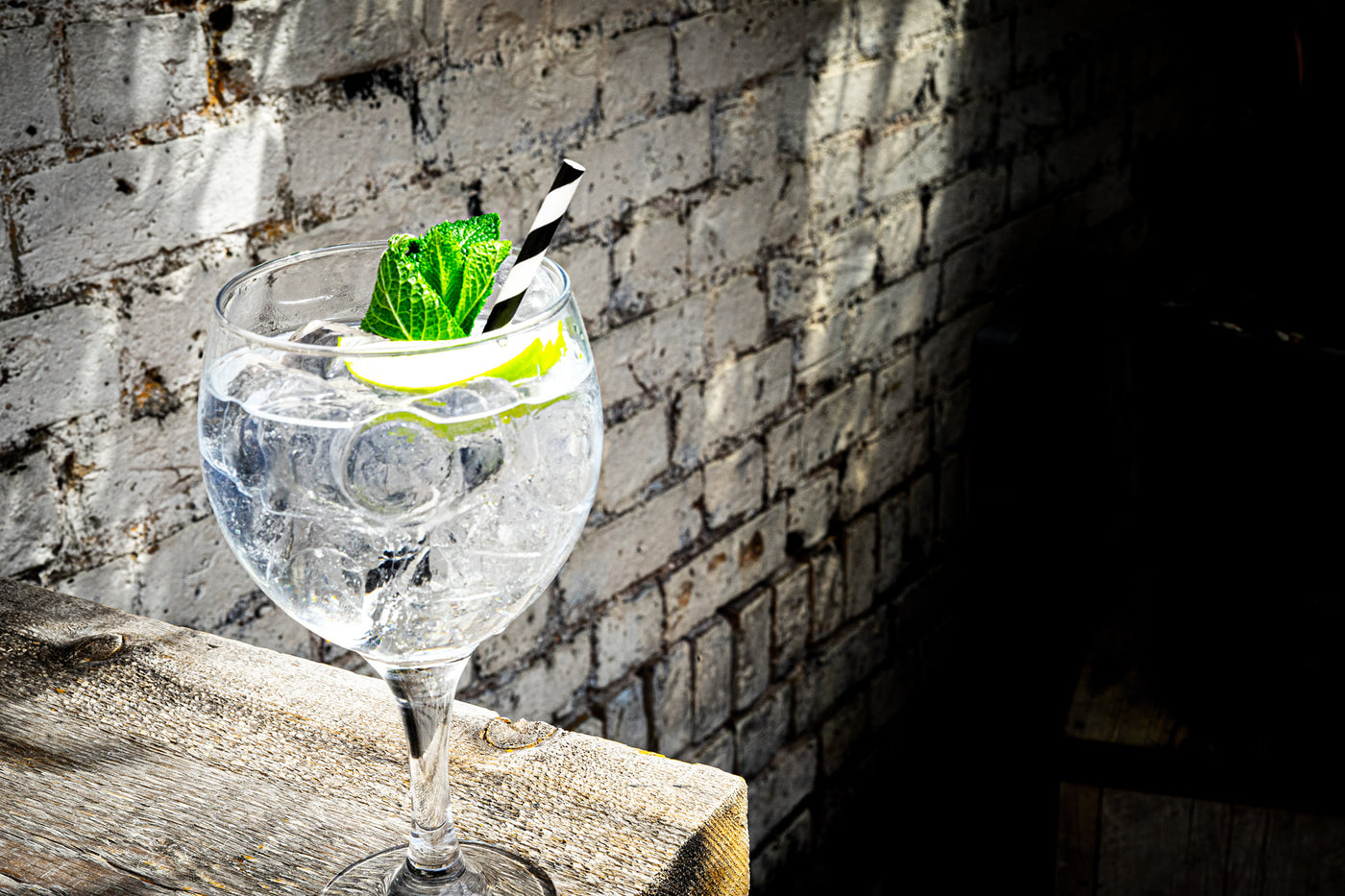 elderflower gin and tonic