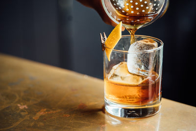 Here’s a Beginner’s Guide to the Famous Bramble Cocktail