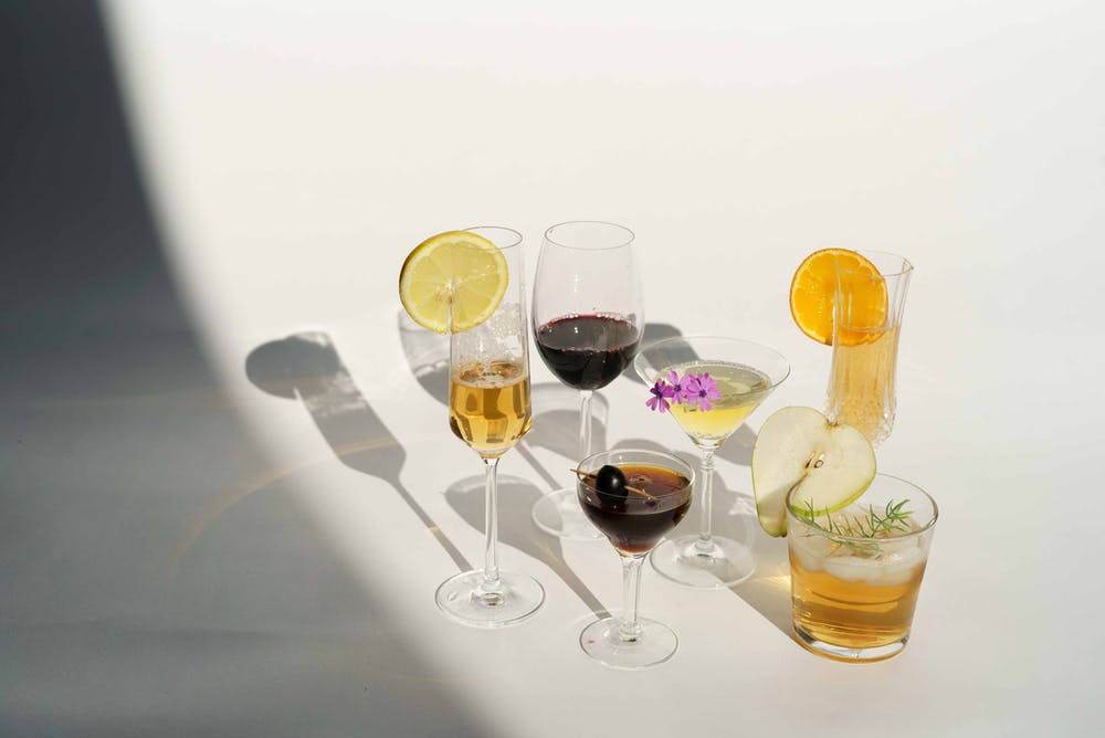 Spend the Holidays with Good Booze: Gin Recipes to Try – Jim & Tonic