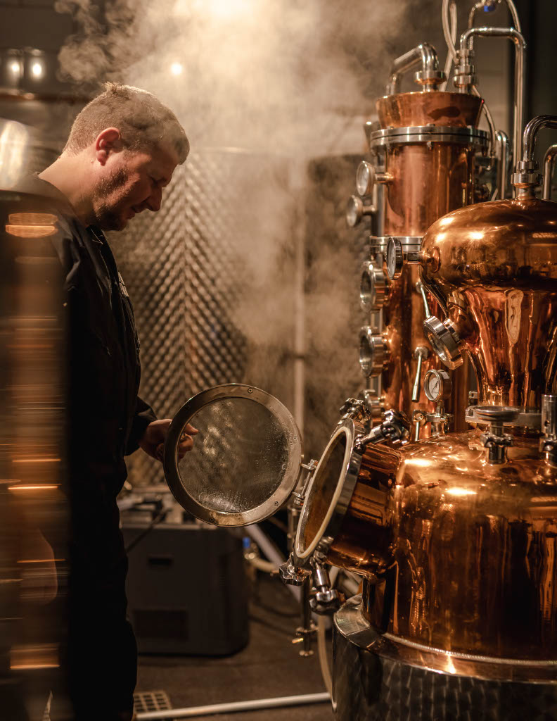 Jim Tonic London s Sustainable Urban Distillery